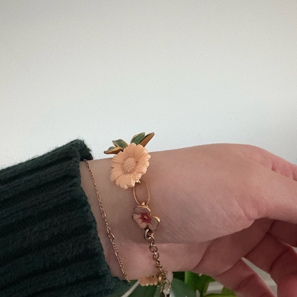 NWT Pilgrim Floral Summer Flower Long Necklace & Bracelet Set with Gold Hardware - Picture 14 of 15